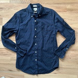 J Crew organic cotton Slim button down shirt men's sz Small. Navy with polkadots